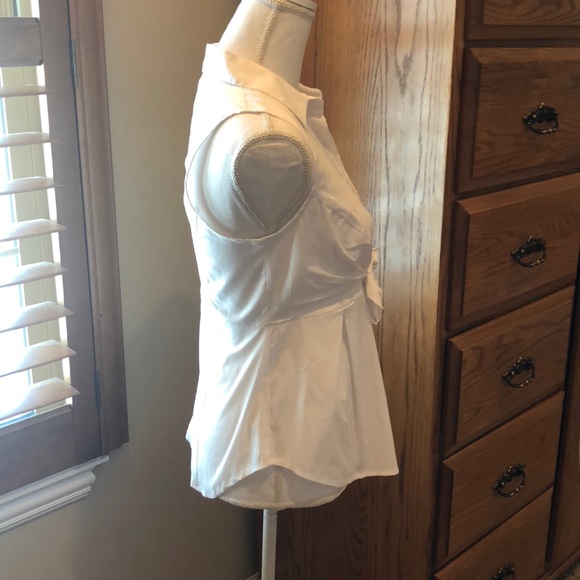 iZ Byer sleeveless collared white blouse size S - Picture 2 of 6